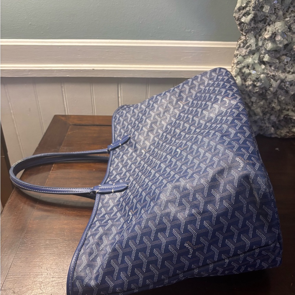 Goyard Chevron Pattern Blue Tote - Picture 2 of 4
